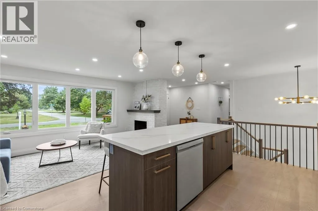 36 SPRING GARDEN Boulevard
