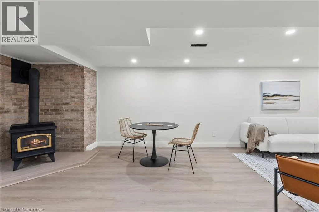 36 SPRING GARDEN Boulevard