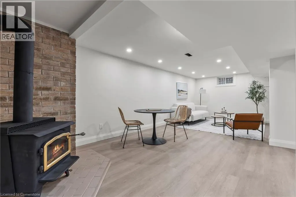36 SPRING GARDEN Boulevard