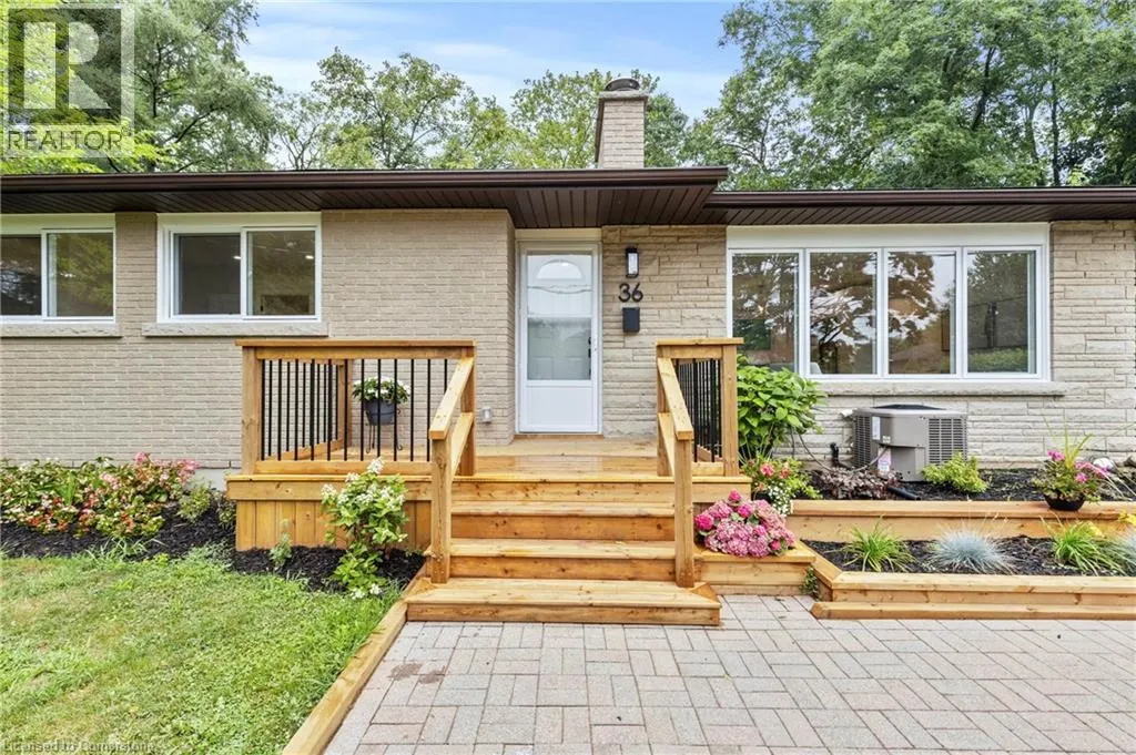 36 SPRING GARDEN Boulevard