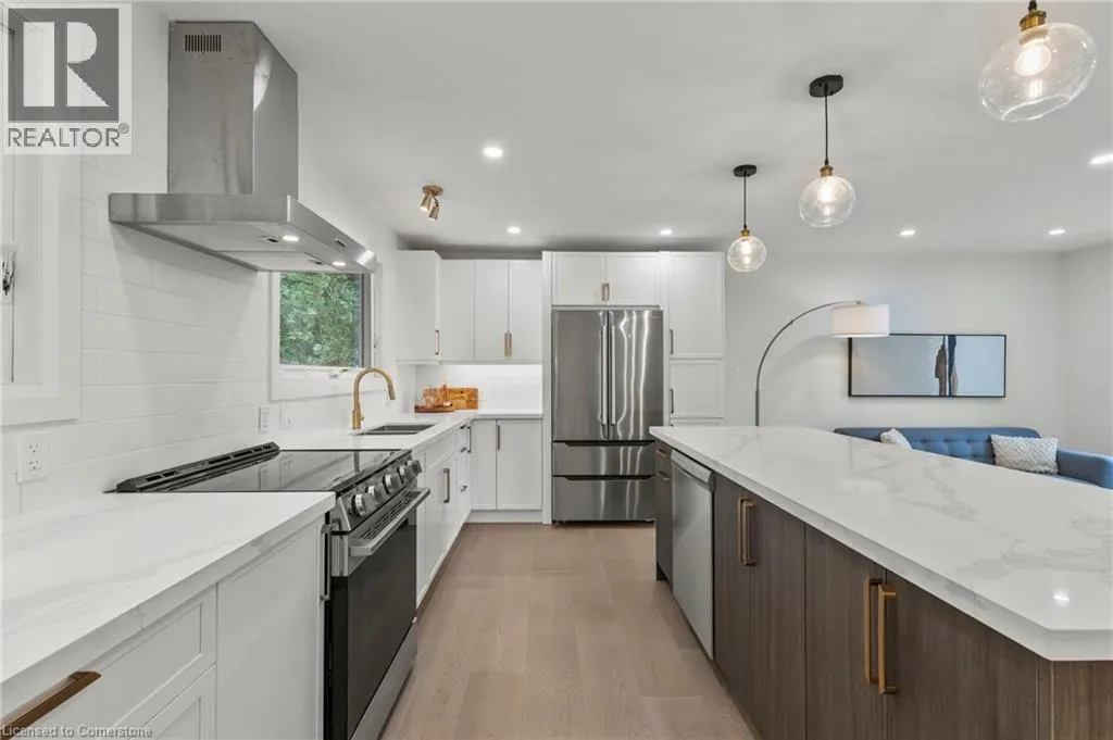 36 SPRING GARDEN Boulevard
