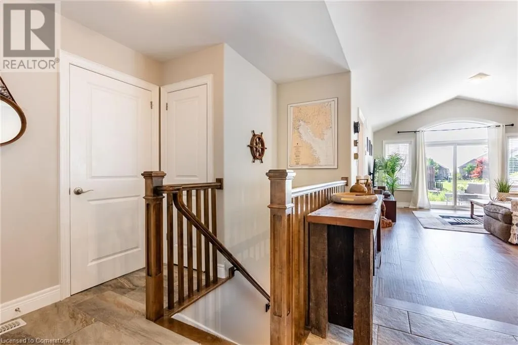 9 RICHARD Crescent