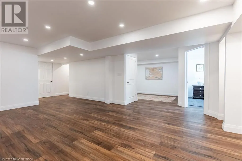 9 RICHARD Crescent