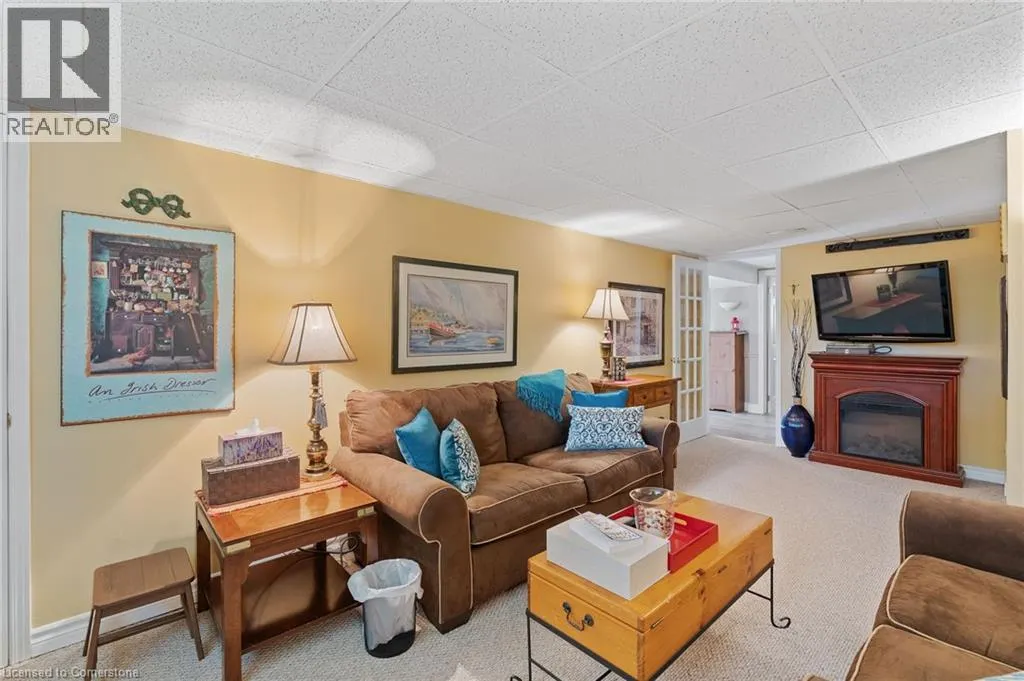 1383 CHRISTINA Court
