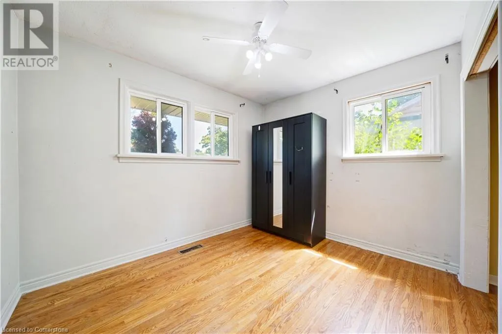 84 JACOBSON Avenue