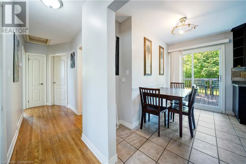 84 JACOBSON Avenue