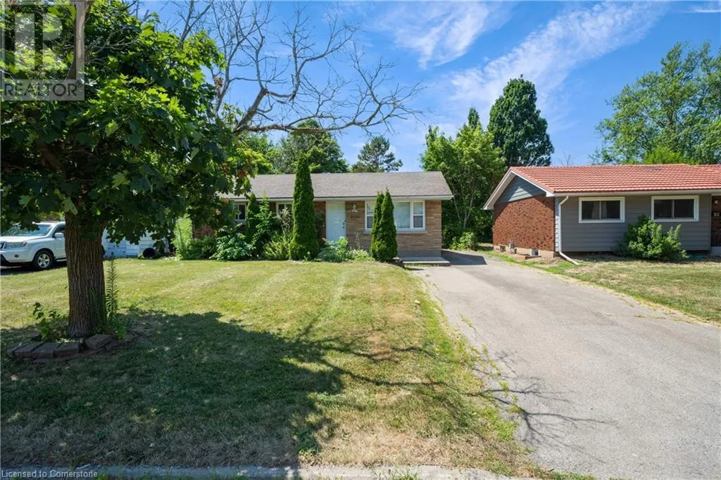 84 JACOBSON Avenue
