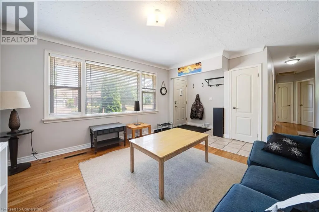 84 JACOBSON Avenue