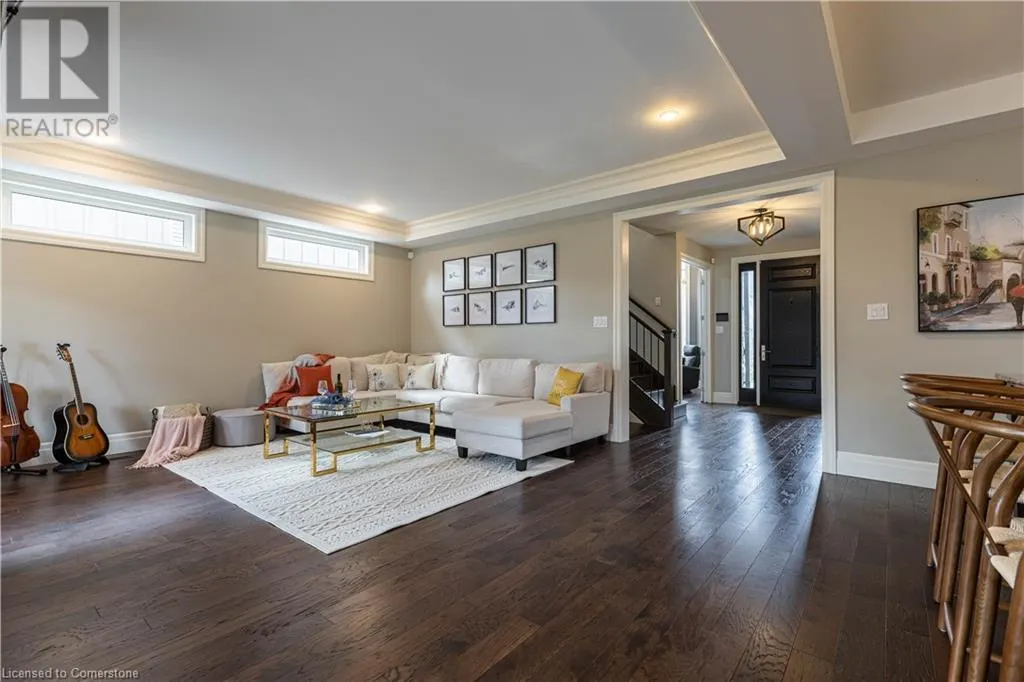2719 TORREY PINES Way