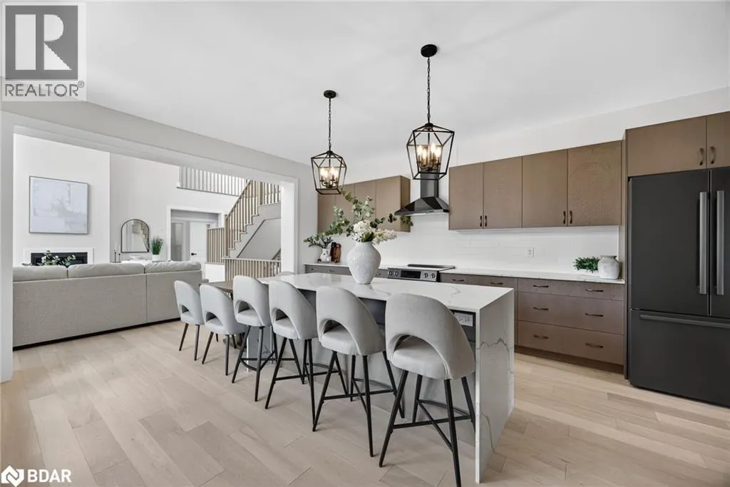 1008 KINGSRIDGE Court