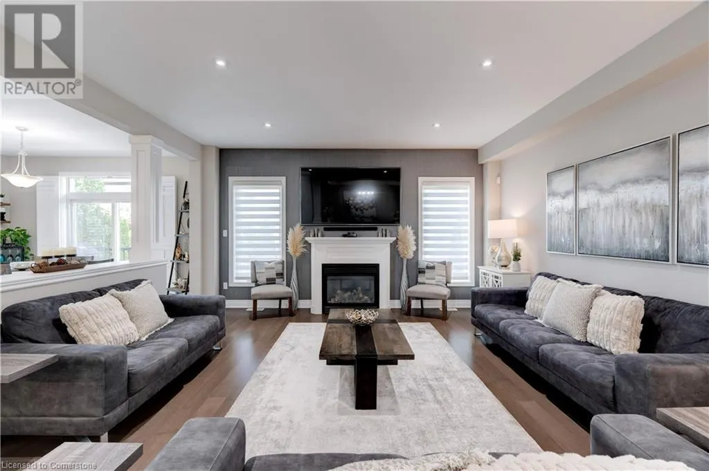 13 BIGGAR Crescent