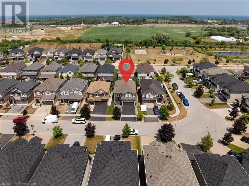 13 BIGGAR Crescent