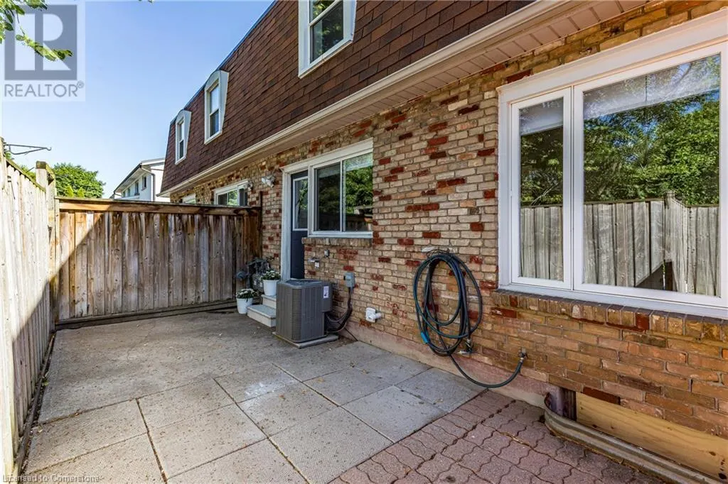 618 FRANCIS Road