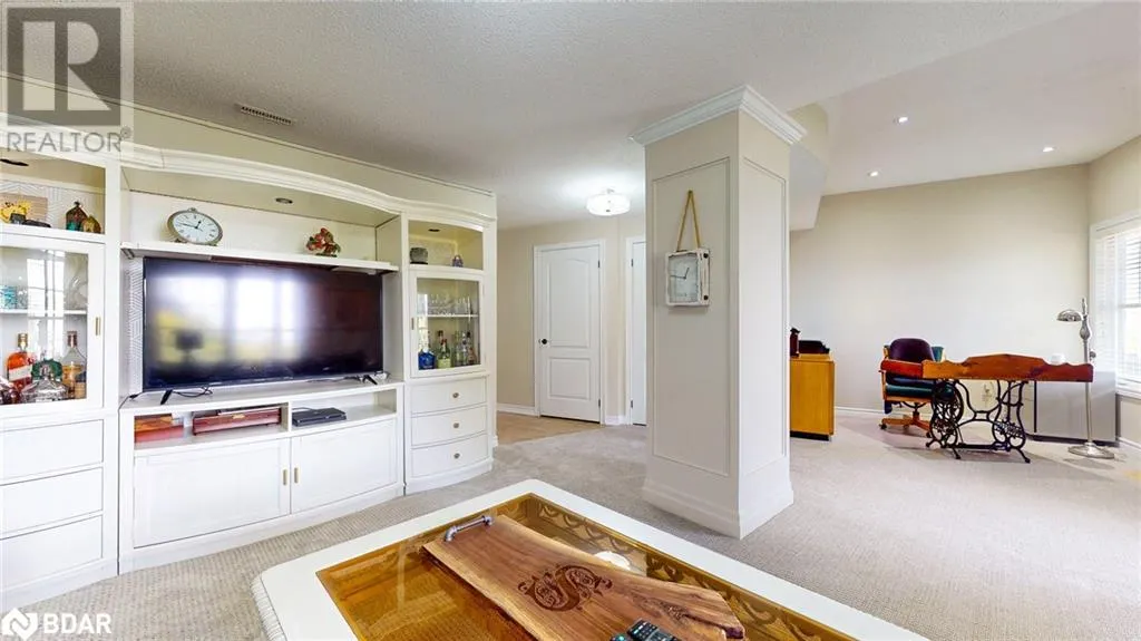 10 BOARDWALK Avenue