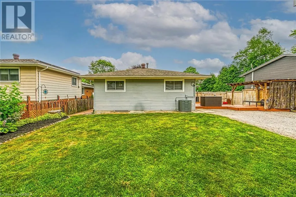 24 ASHTON Drive