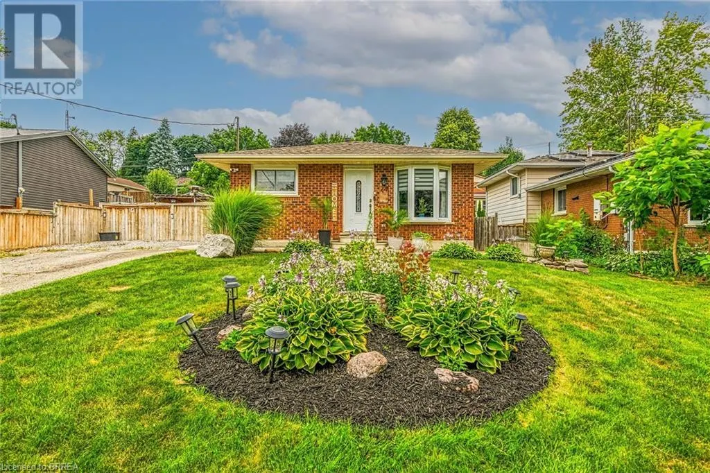24 ASHTON Drive