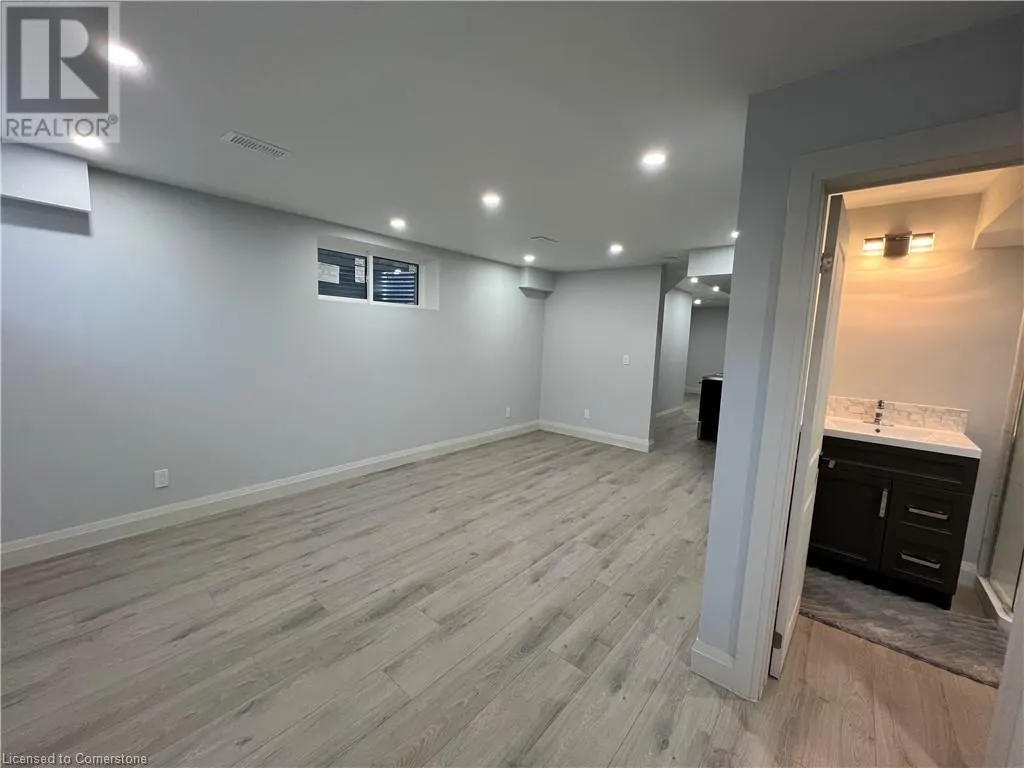 14 QUEENSGATE Crescent Unit# Lower, #Lower