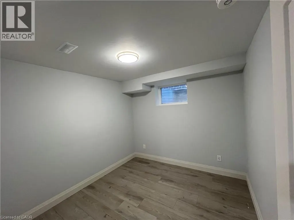 14 QUEENSGATE Crescent Unit# Lower, #Lower