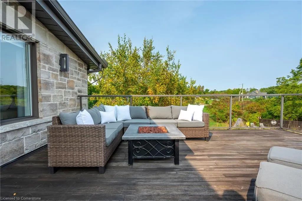 5500 STEELES Avenue W