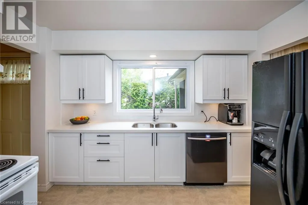 122 FOREST HILL Road