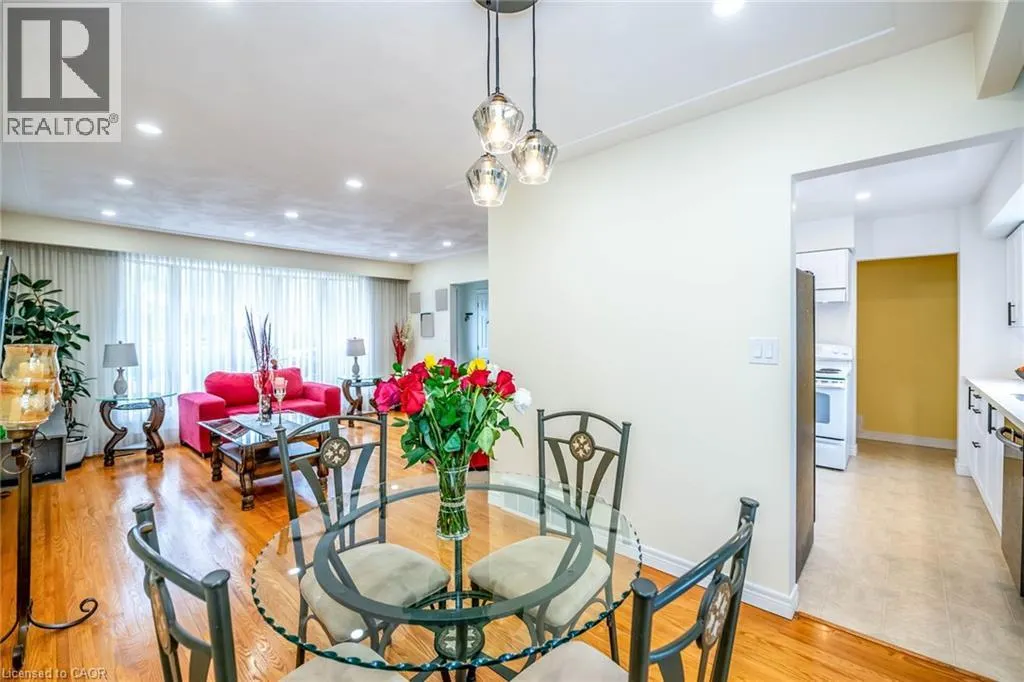122 FOREST HILL Road