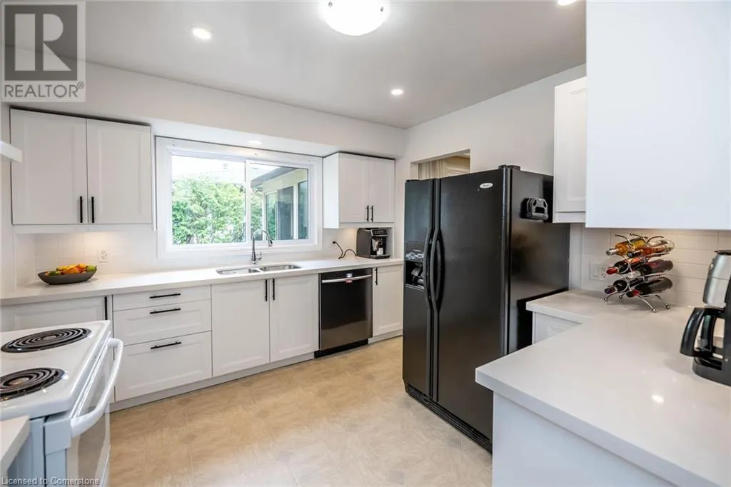 122 FOREST HILL Road