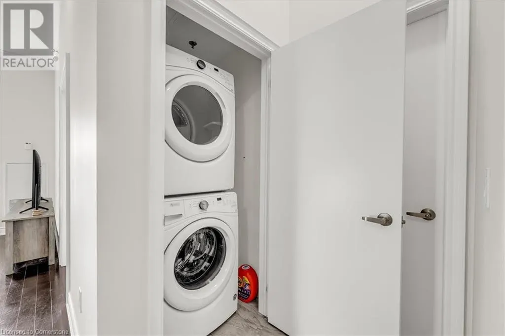 2486 OLD BRONTE Road Unit# 819, #819