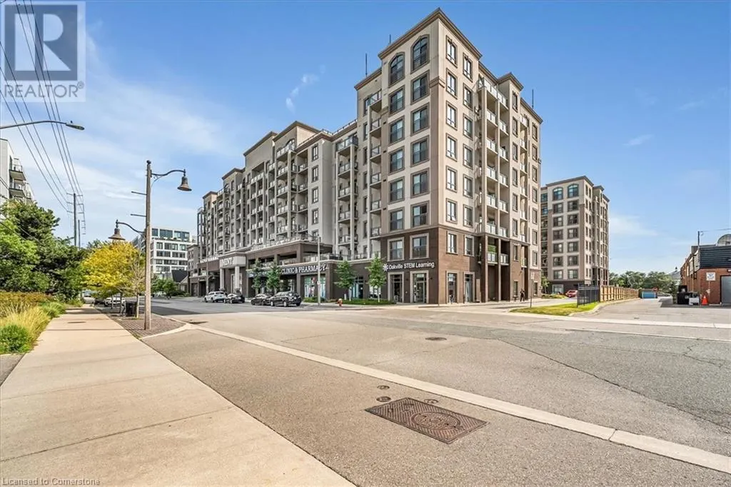 2486 OLD BRONTE Road Unit# 819, #819