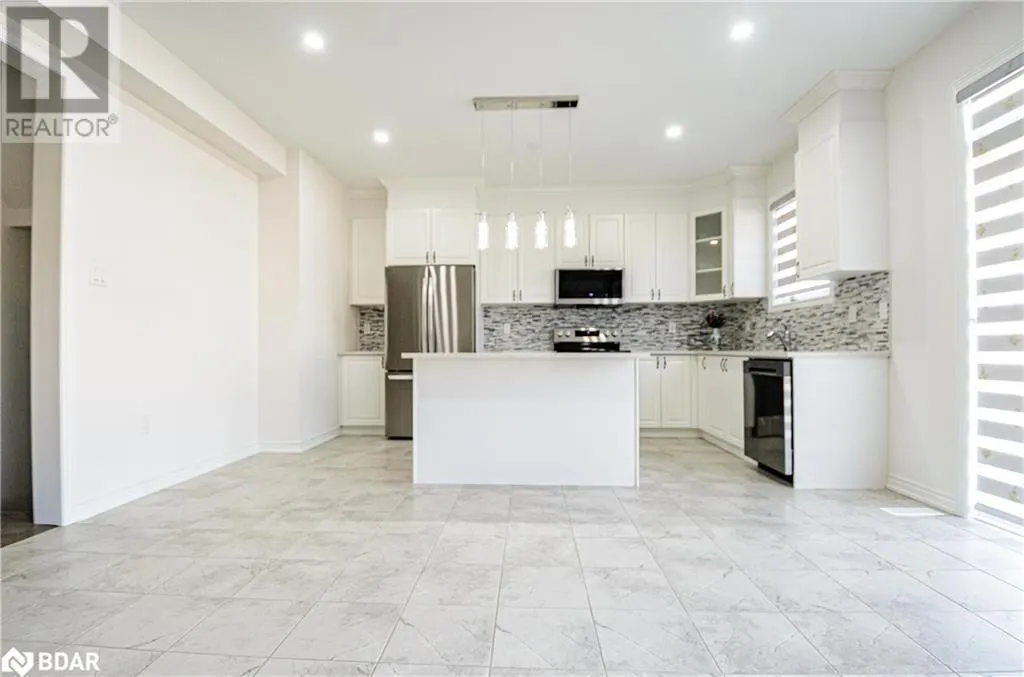 37 BAYCROFT Boulevard