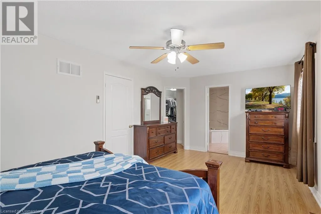6356 NEWCOMBE Drive