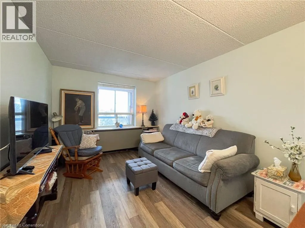 17 MILL POND Court Unit# 405, #405