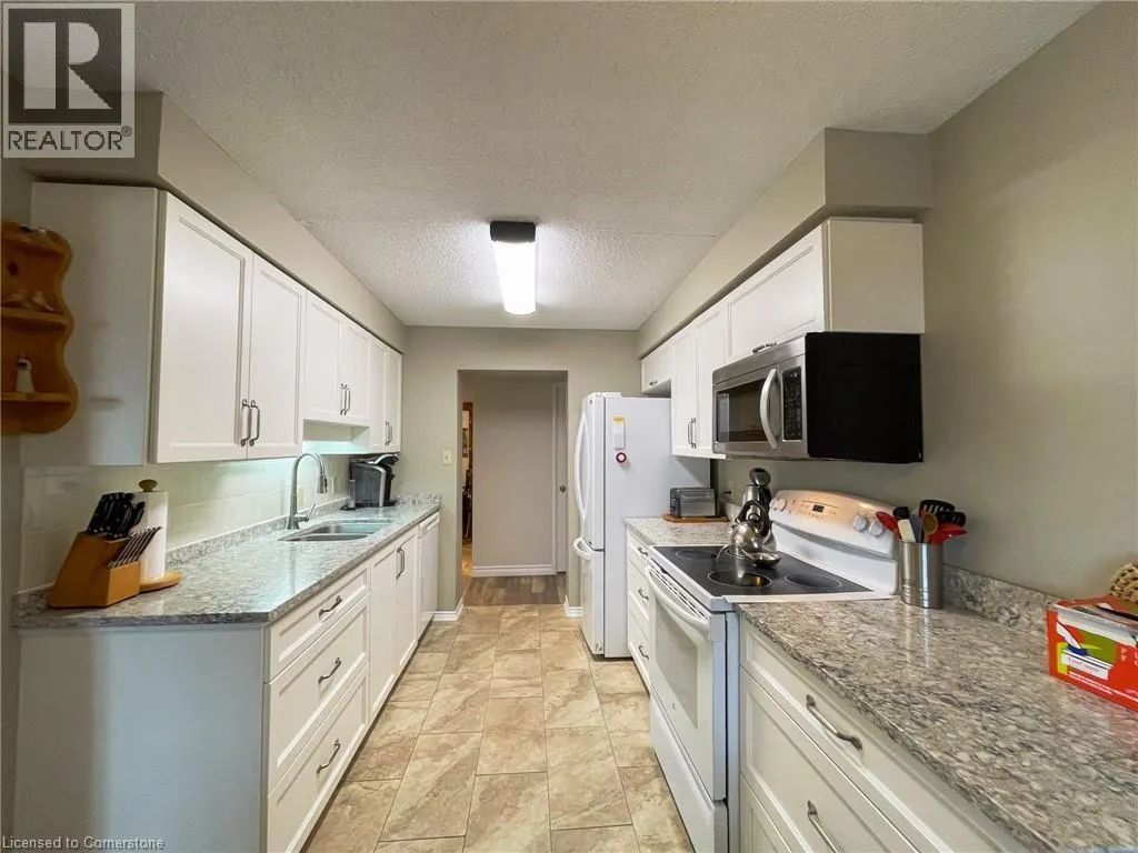 17 MILL POND Court Unit# 405, #405