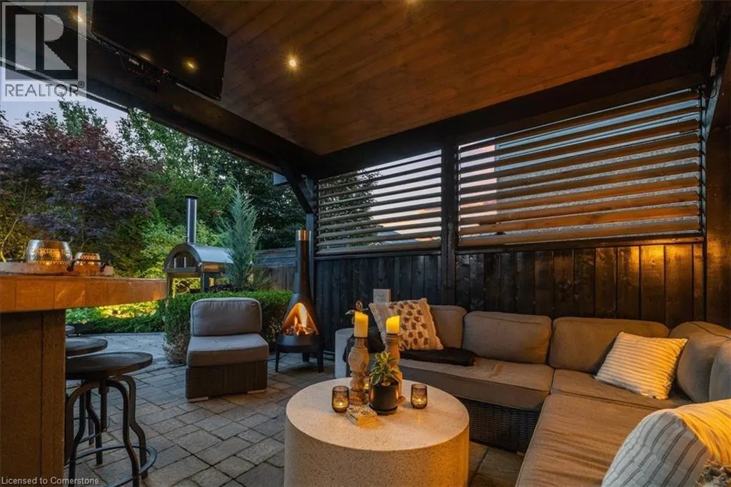61 NISKA Drive
