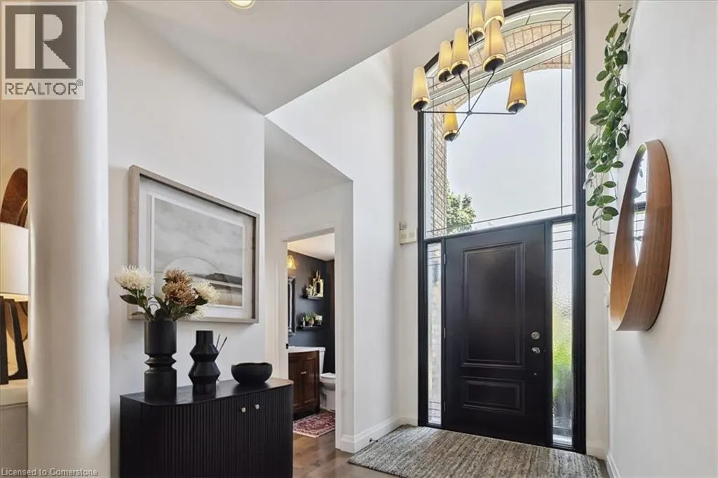 61 NISKA Drive