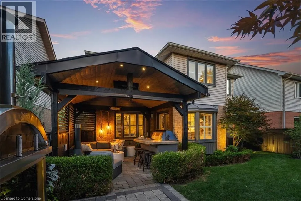 61 NISKA Drive
