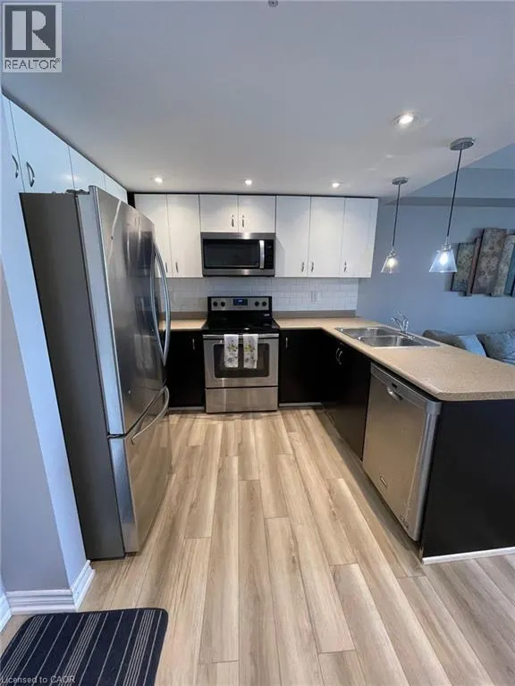 37 GOODWIN Drive Unit# 104, #104