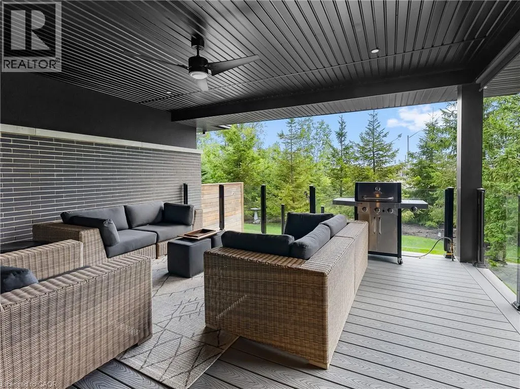 7 TALIESIN Trail