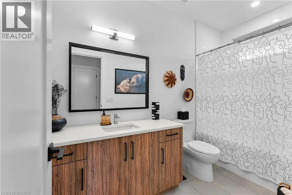 7 TALIESIN Trail