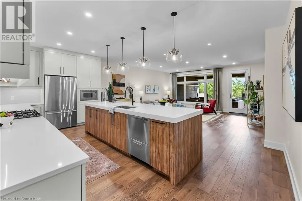 7 TALIESIN Trail