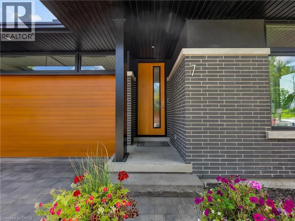 7 TALIESIN Trail