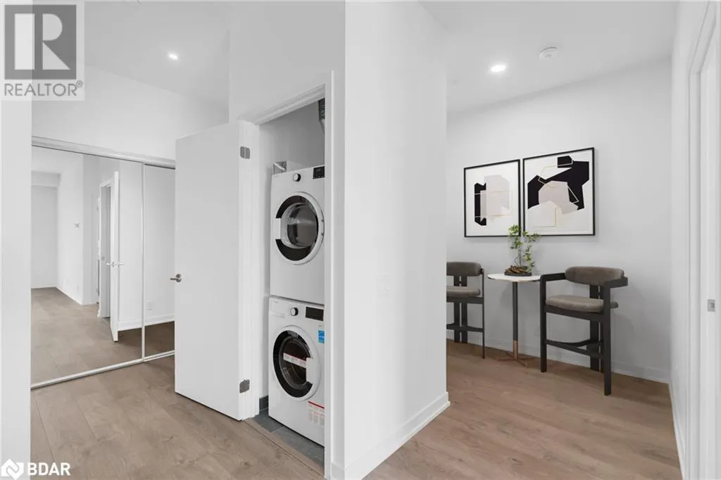 39 MARY Street Unit# 1012, #1012