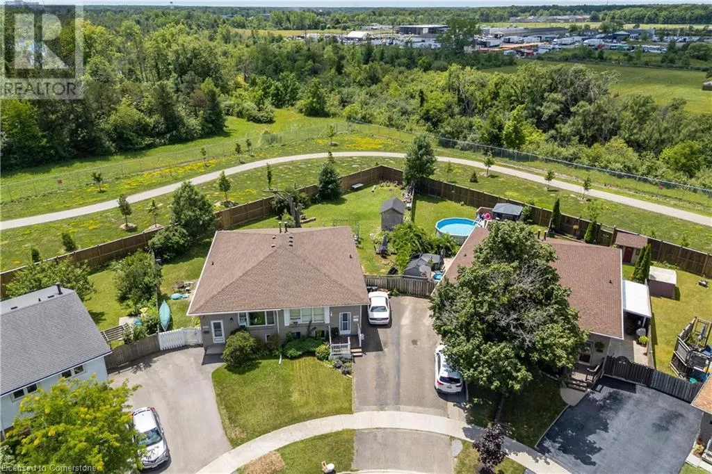 7709 RONNIE Crescent