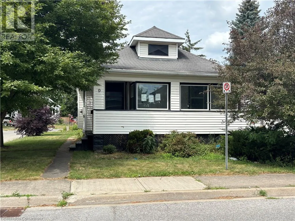 9 GRANTHAM Avenue S