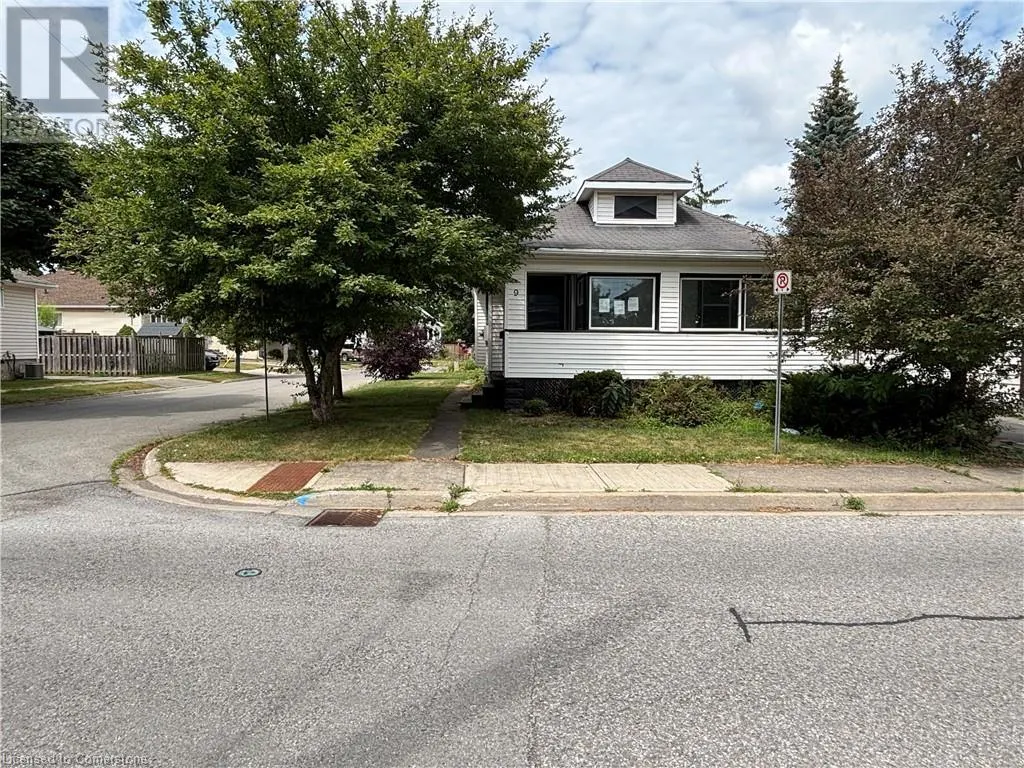 9 GRANTHAM Avenue S