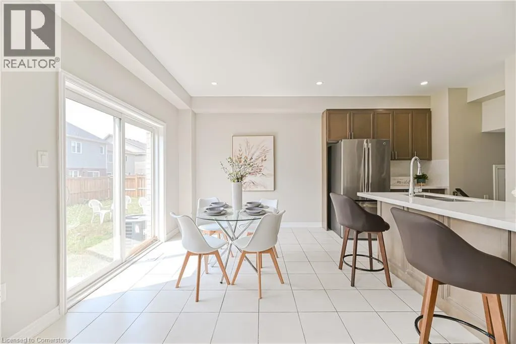 24 WEATHERALL Avenue