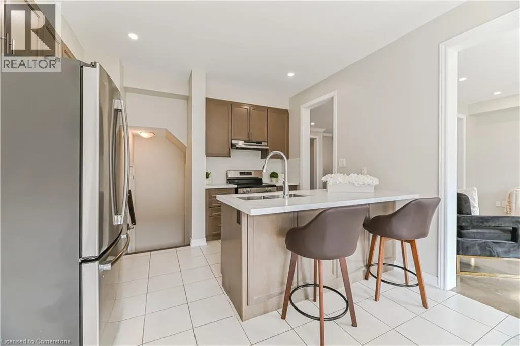 24 WEATHERALL Avenue