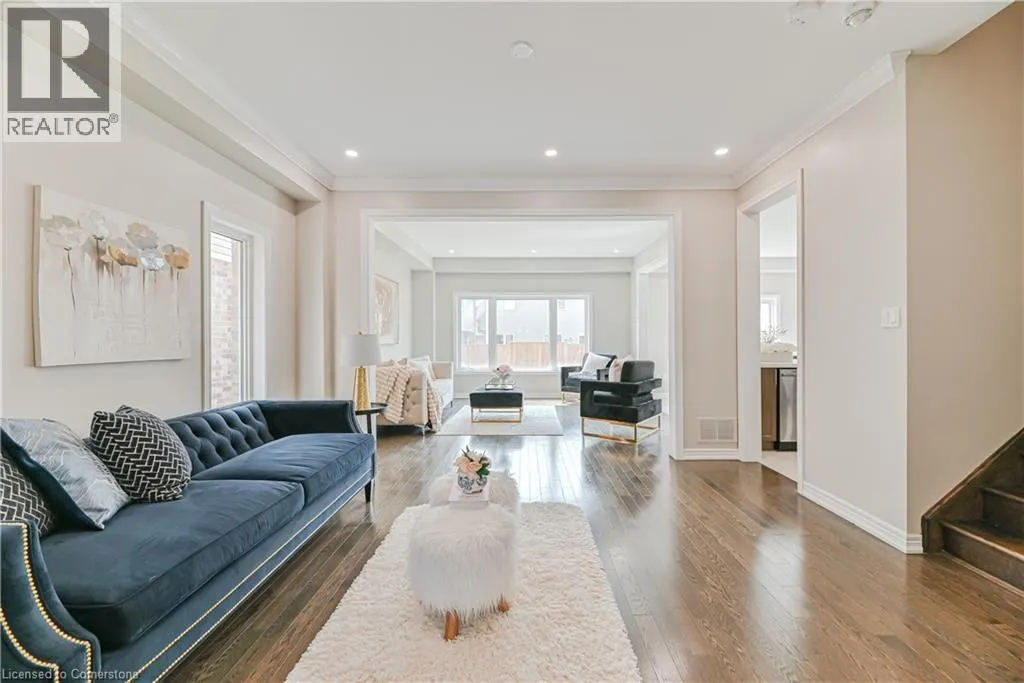 24 WEATHERALL Avenue