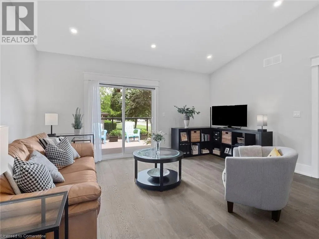40 TOPHAM Boulevard