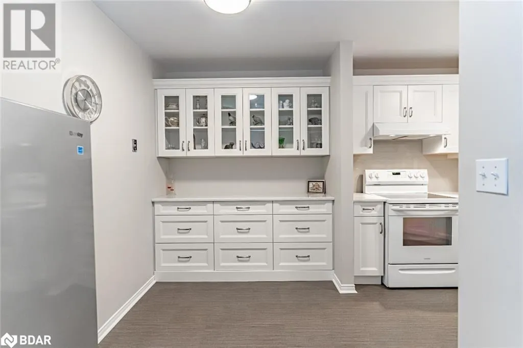 40 MUSEUM Drive Unit# 402, #402