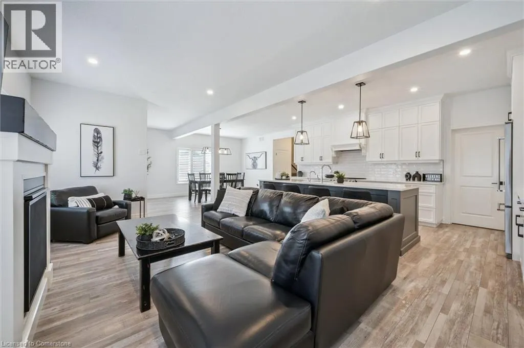 164 WOODBERRY Crescent
